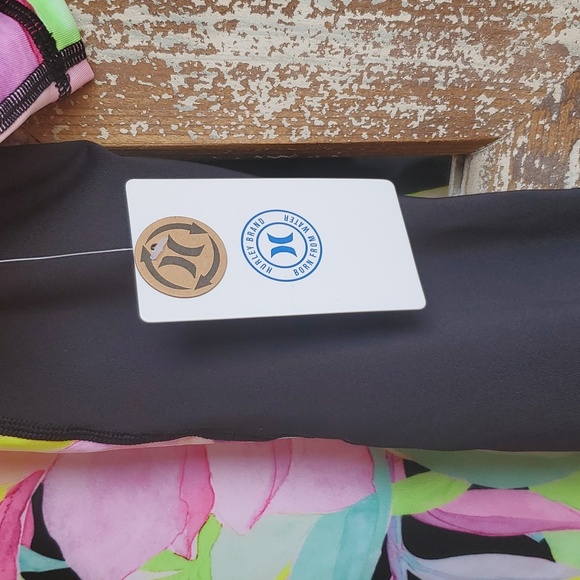 NWT Hurley tropical top. Size XL - Picture 4 of 5